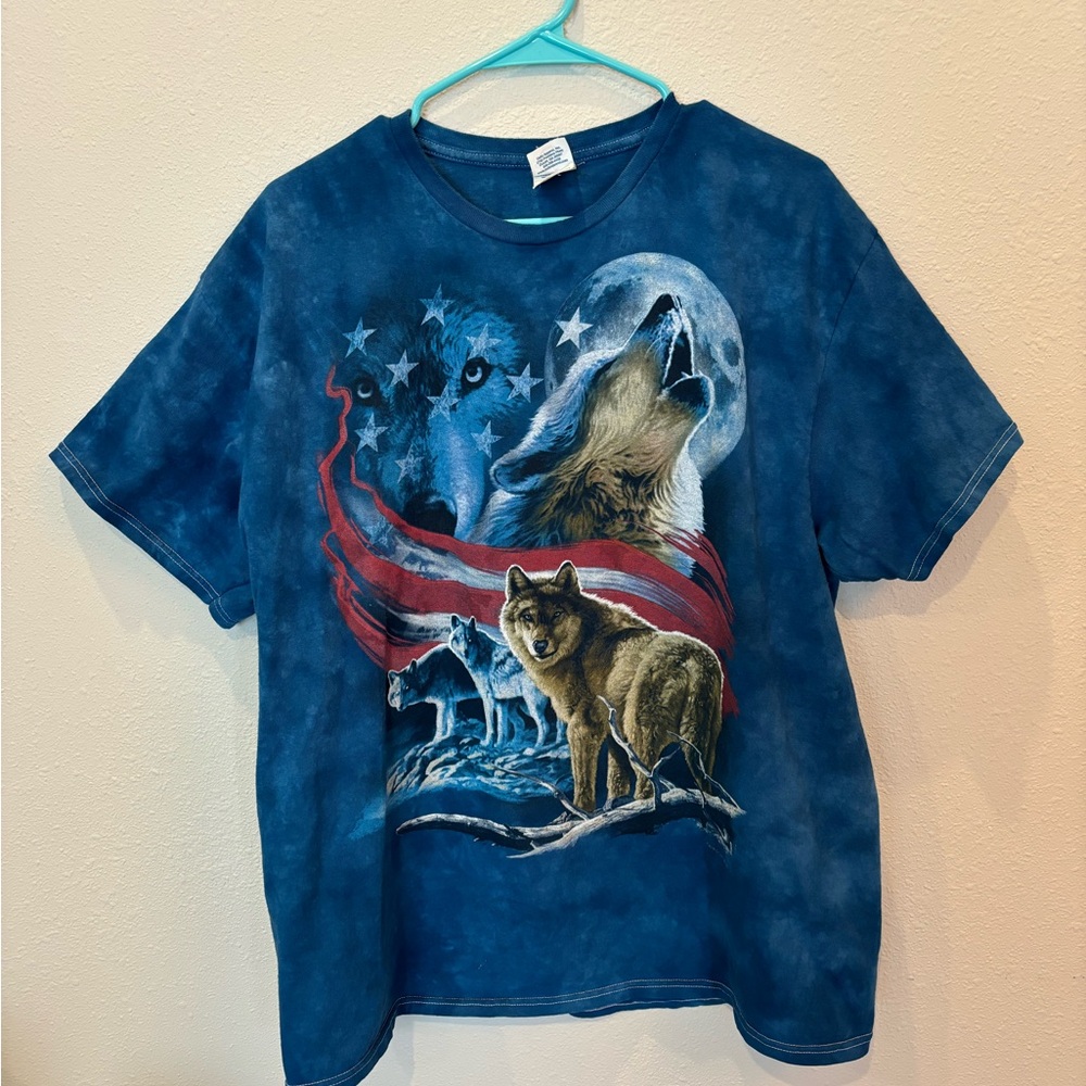 Liquid Blue Tie Dye Wolf American Flag Short Sleeve Graphic Tee Size Large